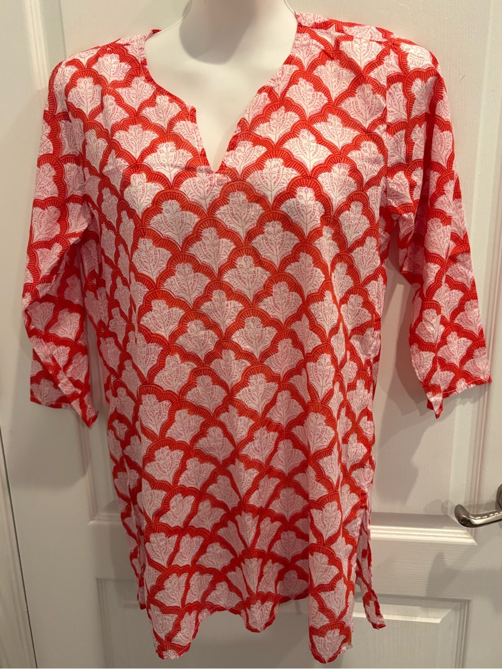 Roller Rabbit Red Jemina Kurta Print Top Size M